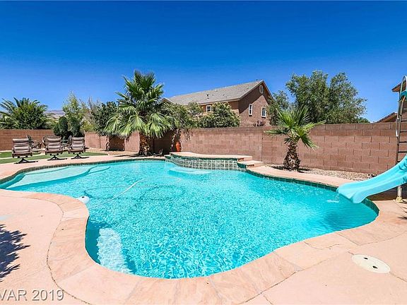 3rd image of 5916 Vizzi Ct