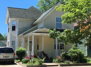 206 W 13th St, Holland, MI