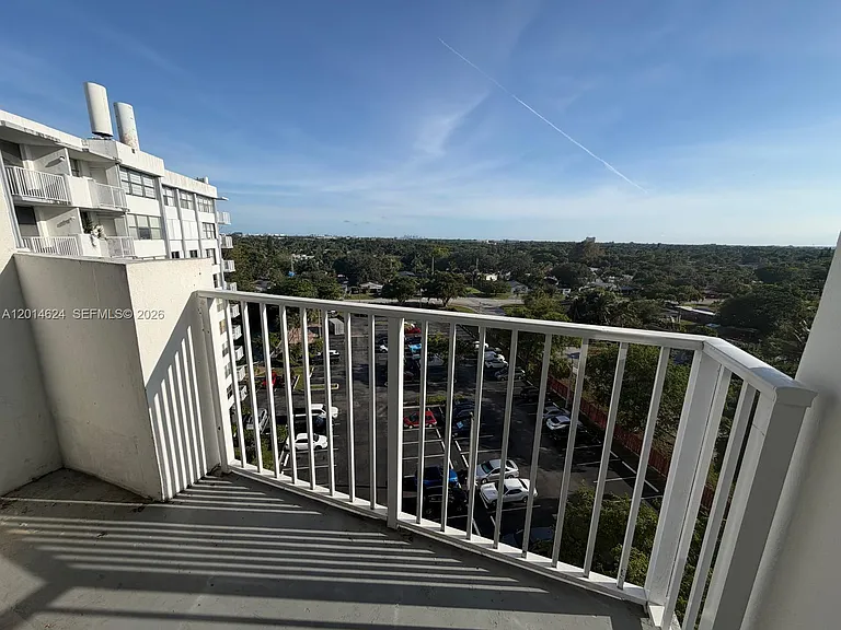 1200 NE Miami Gardens Dr #905W — Photo 12