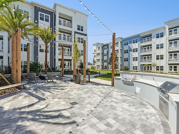 Outdoor Gas Grilling Stations