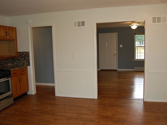 4th image of 3084 Sedan Dr