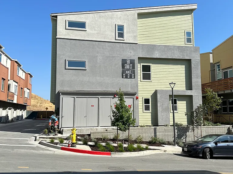 597 Somi Ct — Photo 20
