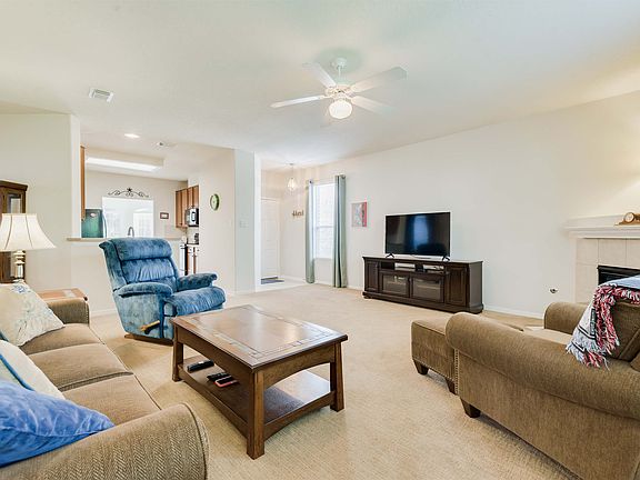 5th image of 18518 Grove Brook Ln
