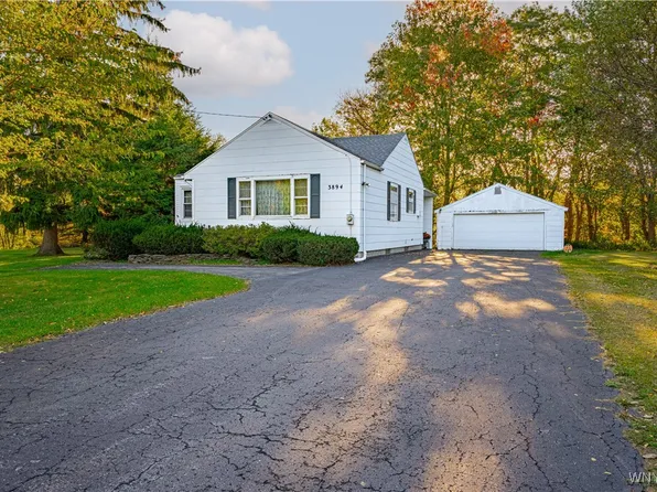 3894 Wilson Youngstown Rd, Wilson, NY 14172
