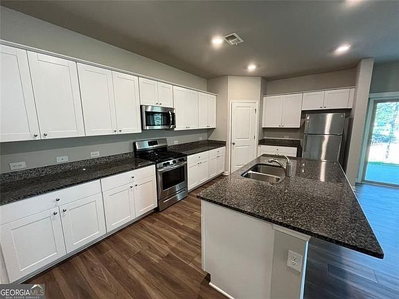 5th image of 3148 Baylor Cir