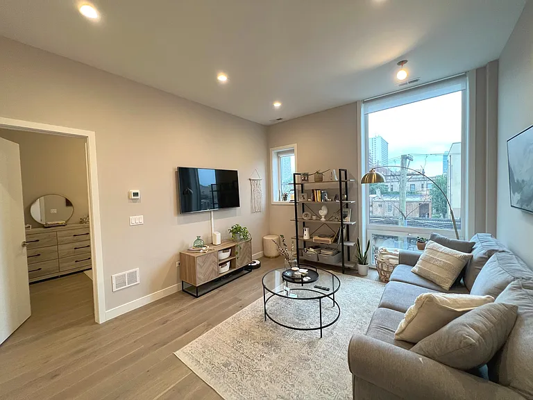 3757 N Sheffield Ave #270-J — Photo 6