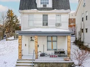1229 Round Top St #3, Pittsburgh, PA 15205