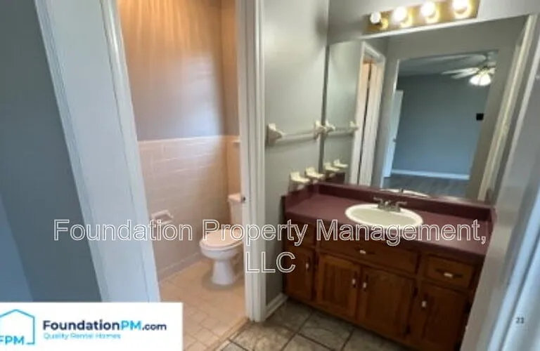 2485 Wellons Ave — Photo 14