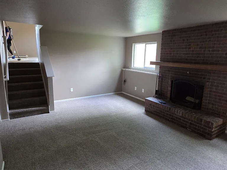 1979 Sandalwood Ln — Photo 19