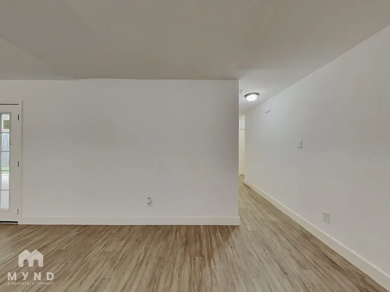 11418 Chariot Dr — Photo 4