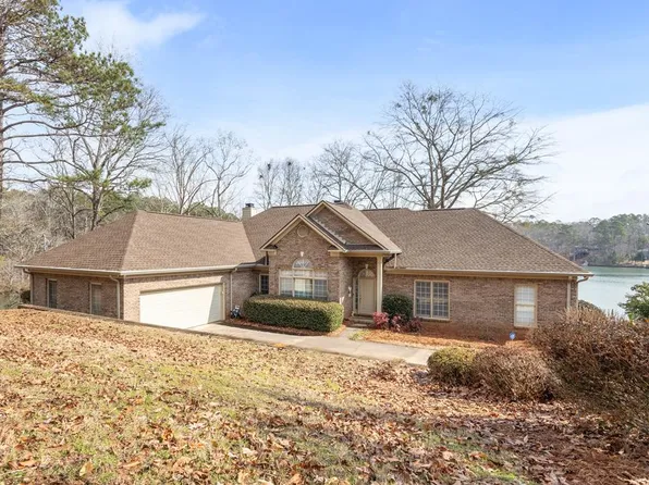 699 Lee Road 384, Valley, AL 36854