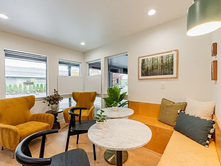 Bellevue Ridge — Photo 9