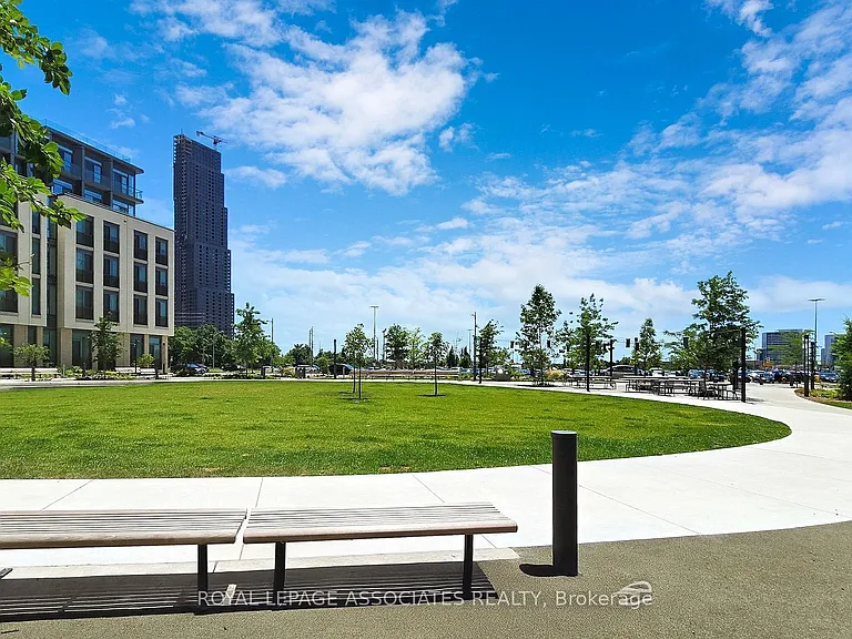 1000 Portage Pkwy #1712 — Photo 23