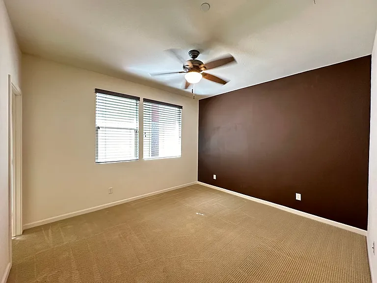 789 Carbon Ct — Photo 14
