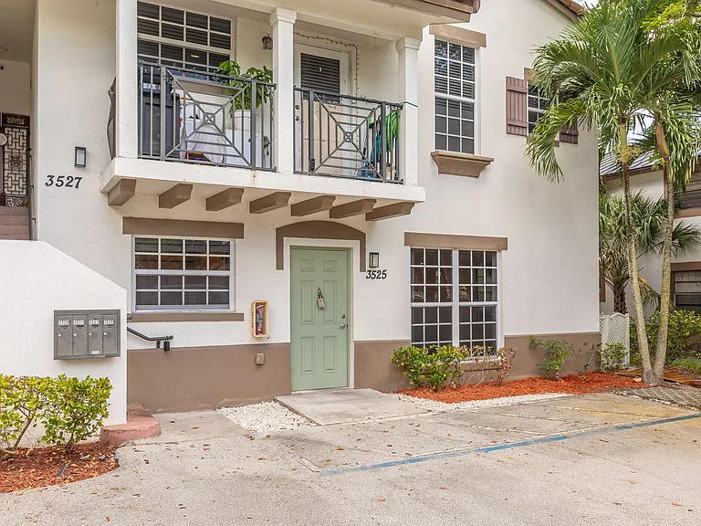 3525 NW 114th Ln — Photo 33