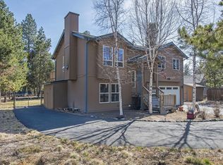 17247 Kingfisher Dr, Bend, OR 97707