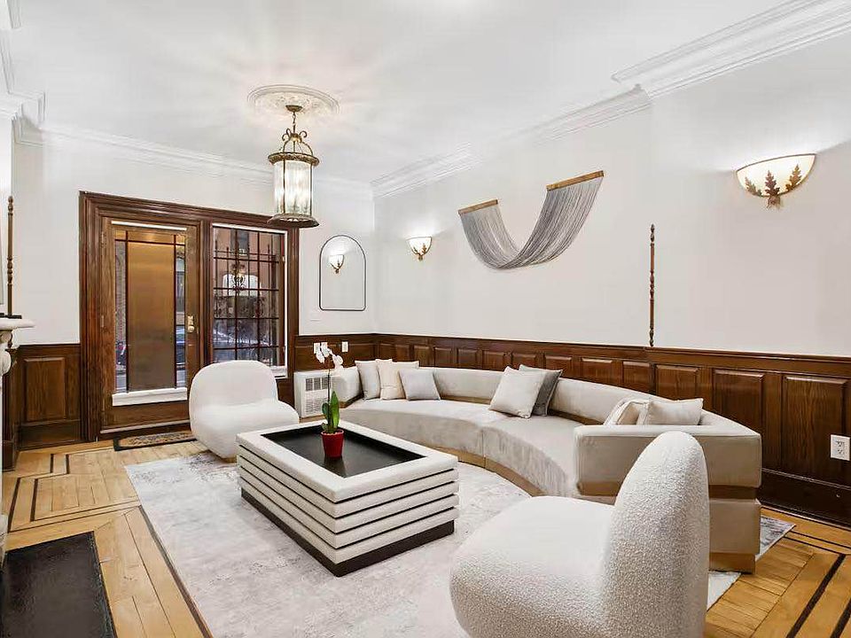 1st image of 306 E 52nd St APT 1