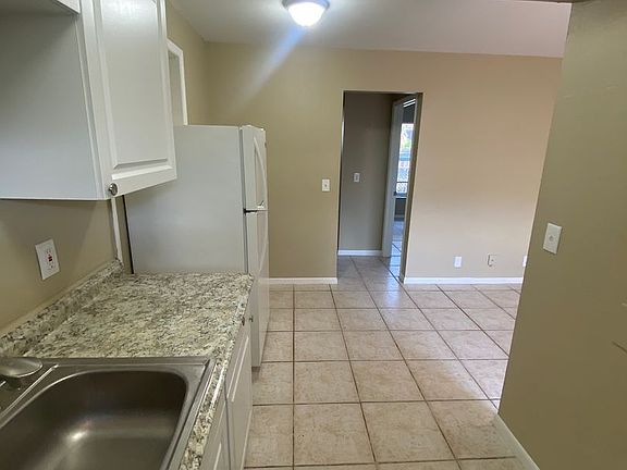 5th image of 1217 S N St APT 3