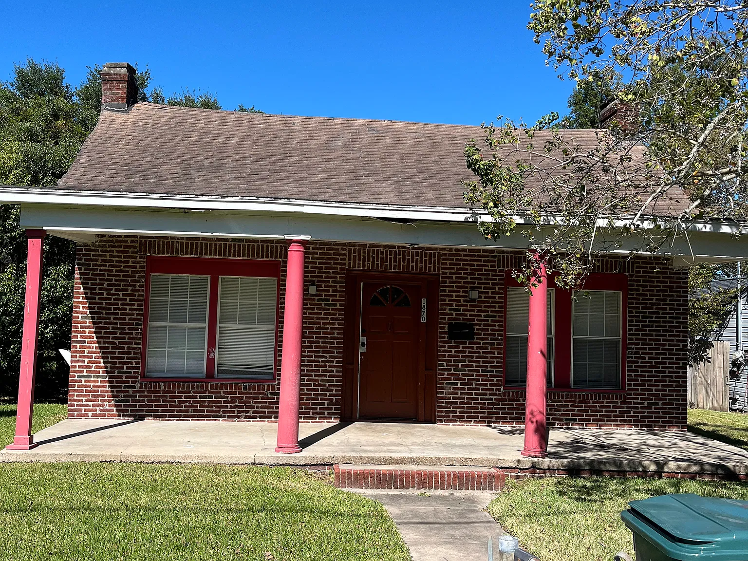 2 bed, 1057 sqft, $950 — Photo 1