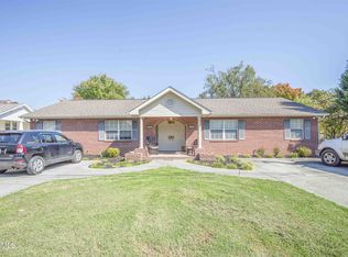 4804 Rowan Rd, Knoxville, TN 37912