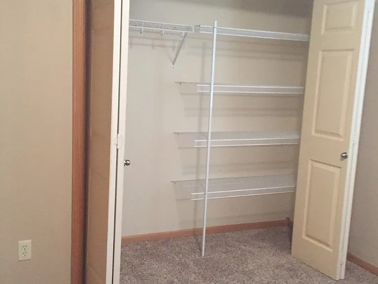 642 Antelope Cir — Photo 8
