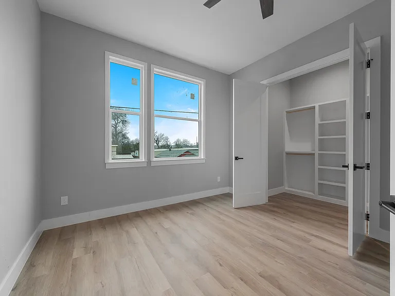 2806 Chicago St — Photo 24