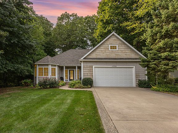 3rd image of 13785 Lake Sedge Dr