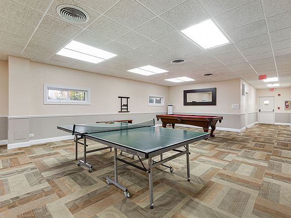 3rd image of 450 Plum Creek Dr APT 410