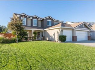 5962 N Honeysuckle Ln, San Bernardino, CA 92407