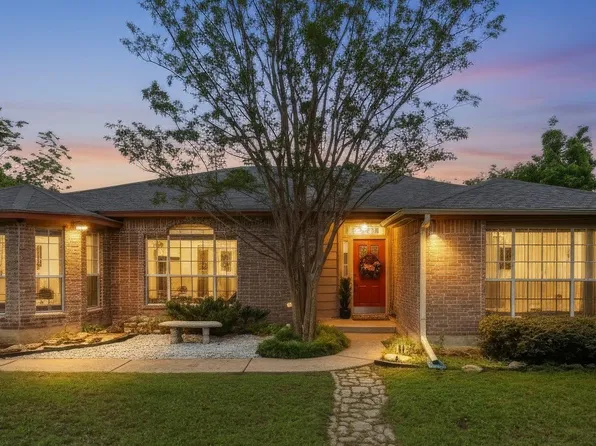 21142 Northland Dr, Lago Vista, TX 78645