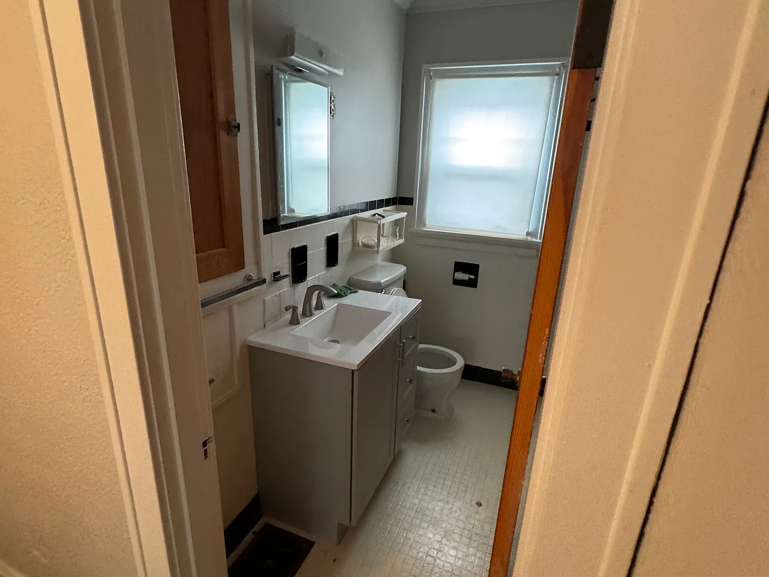 2 bed, 948 sqft, $1,450 — Photo 3