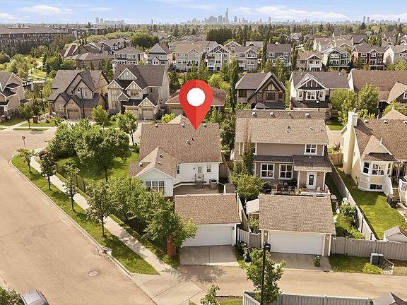 2nd image of 1320 Kapyong Ave NW