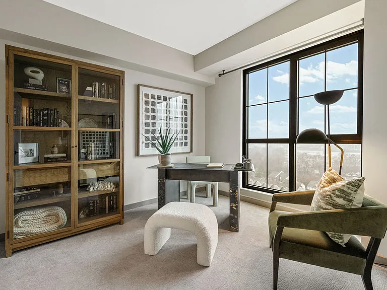 Madison West Elm — Photo 108