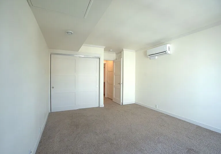 6401 Lake Washington Blvd NE #303 — Photo 8