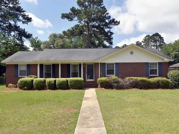 2010 Acker Dr, Albany, GA 31707