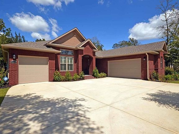 3rd image of 5724 Sparkleberry Ln