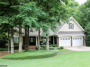 778 Millers Point Rd, Auburn, AL 36830