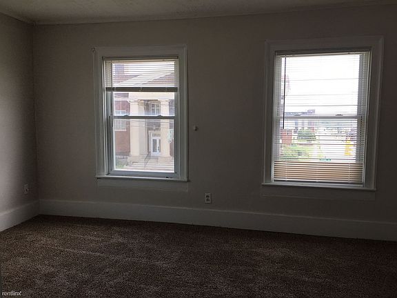 372 Cottage Bedroom (5)