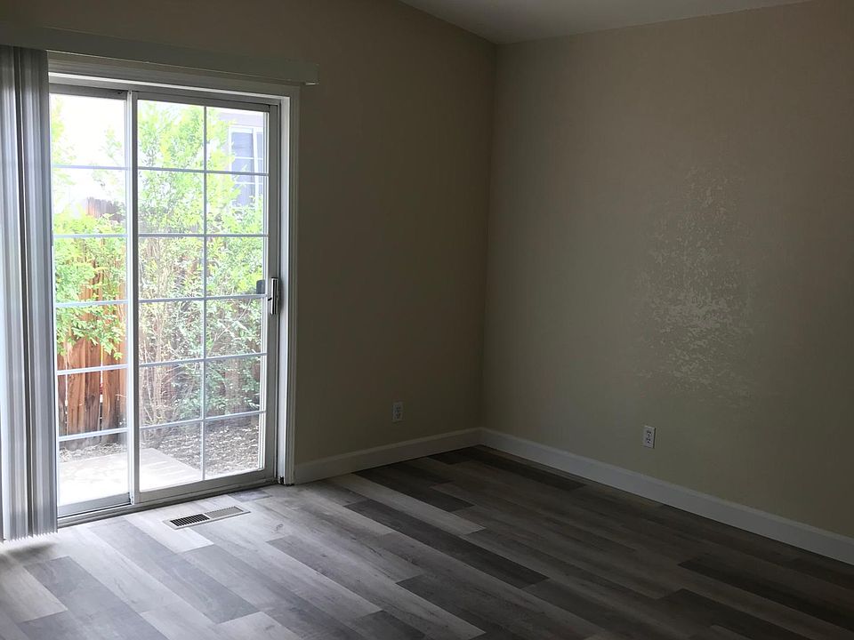 1st image of 1297 Chardonnay Dr