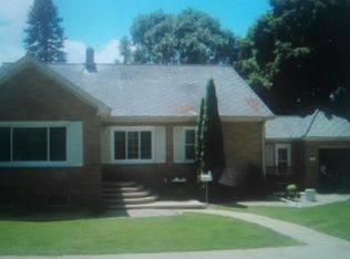 110 W Elm St, Tonica, IL 61370