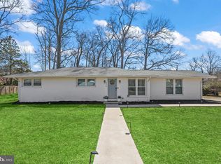 379 Ferry Rd, Fredericksburg, VA 22405