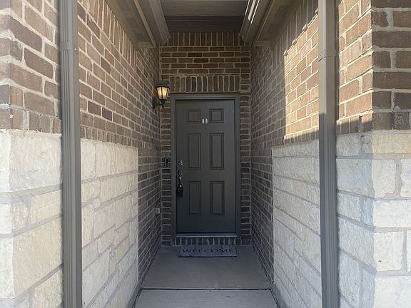 2nd image of 8805 Copper River Dr