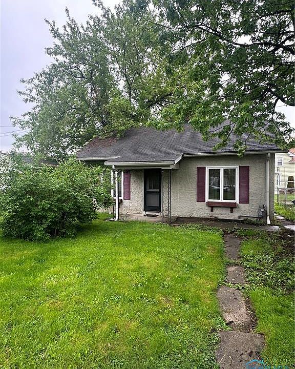 1st image of 825 Ogden Ave