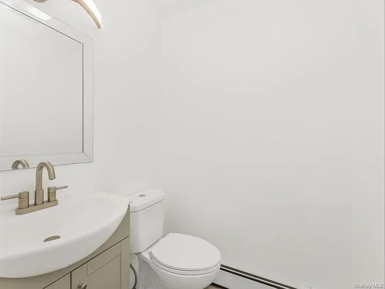 2169 Davidson Ave #2 — Photo 5