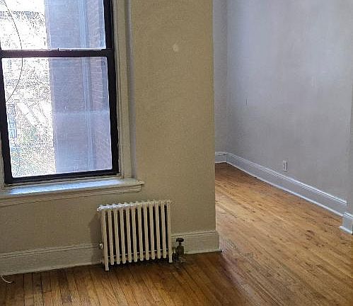 3rd image of 421 E 77th St APT 3A