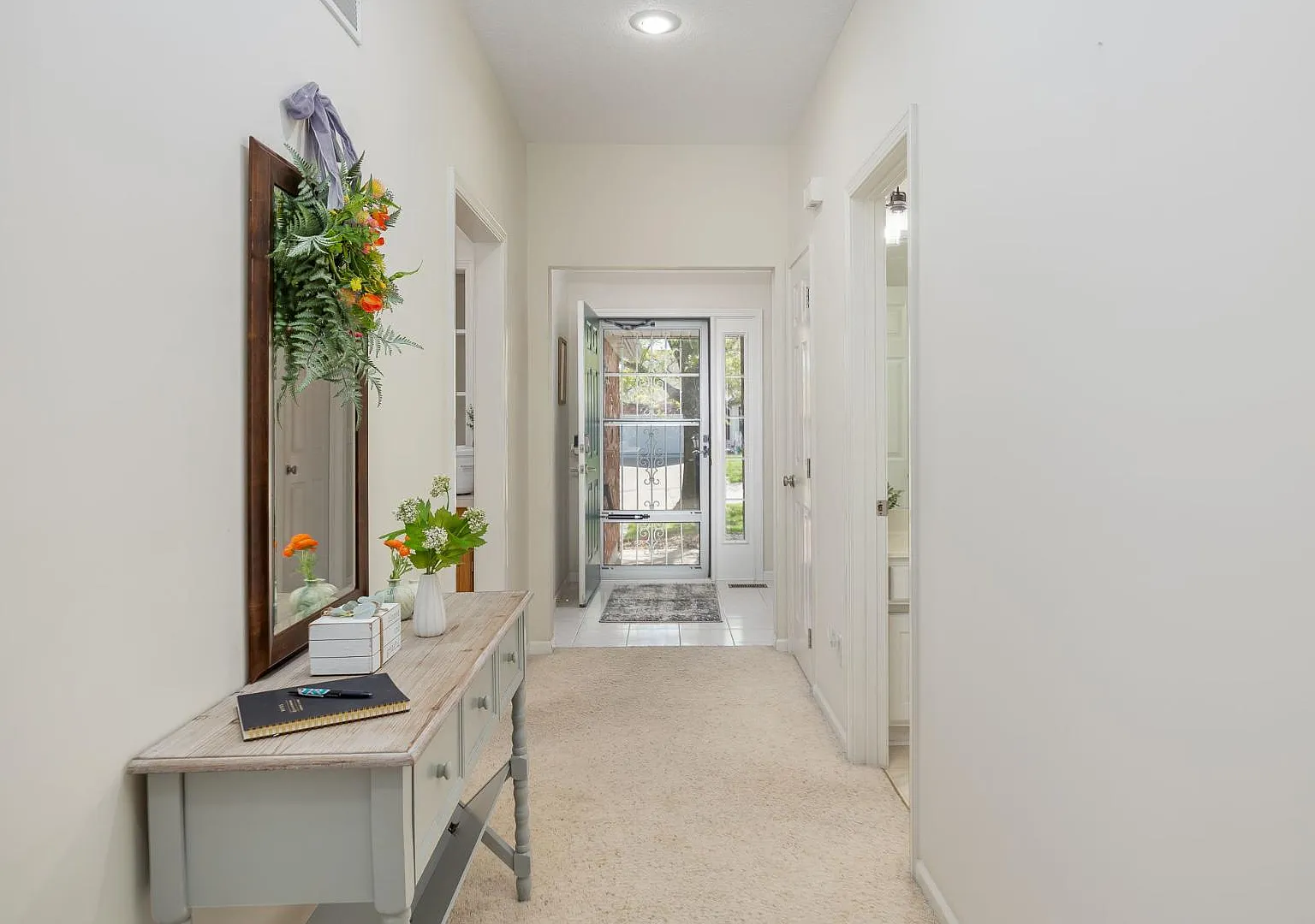 2216 Berkshire Dr - 2216 Berkshire Dr. — Photo 3