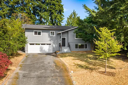 18035 73rd Ave W Photo 1