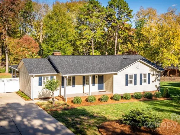 4210 Barfield St, Concord, NC 28027