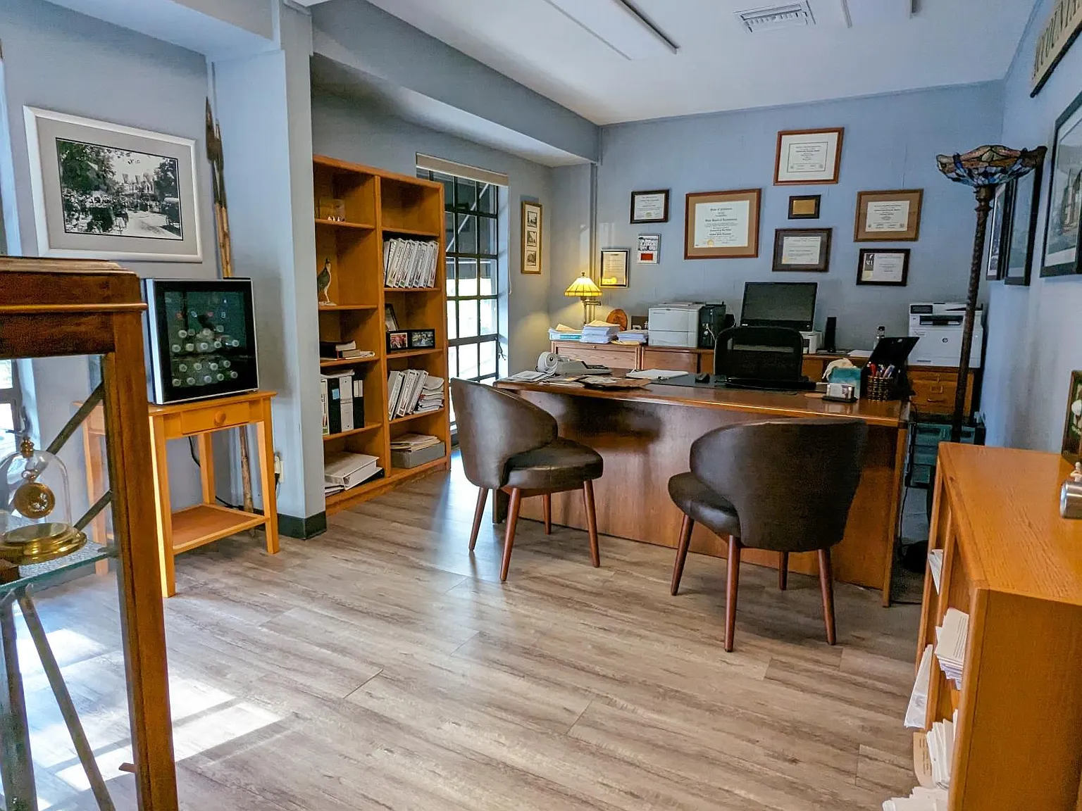 Studio, 660 sqft, $2,400 — Photo 2