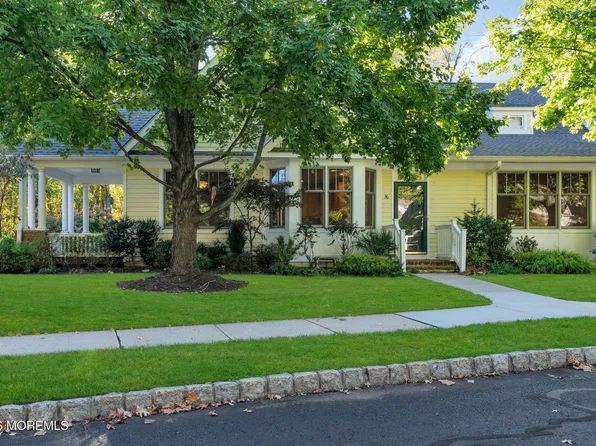 36 Thornbrooke Drive, Shrewsbury Boro, NJ 07702